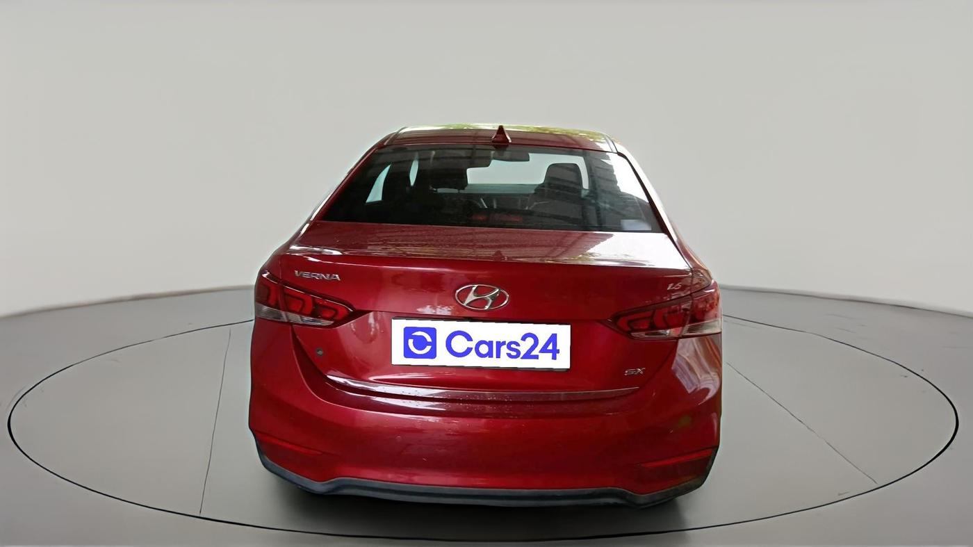 2018 Hyundai Verna 1.6 VTVT SX, Petrol, Manual, 43,088 km, exterior