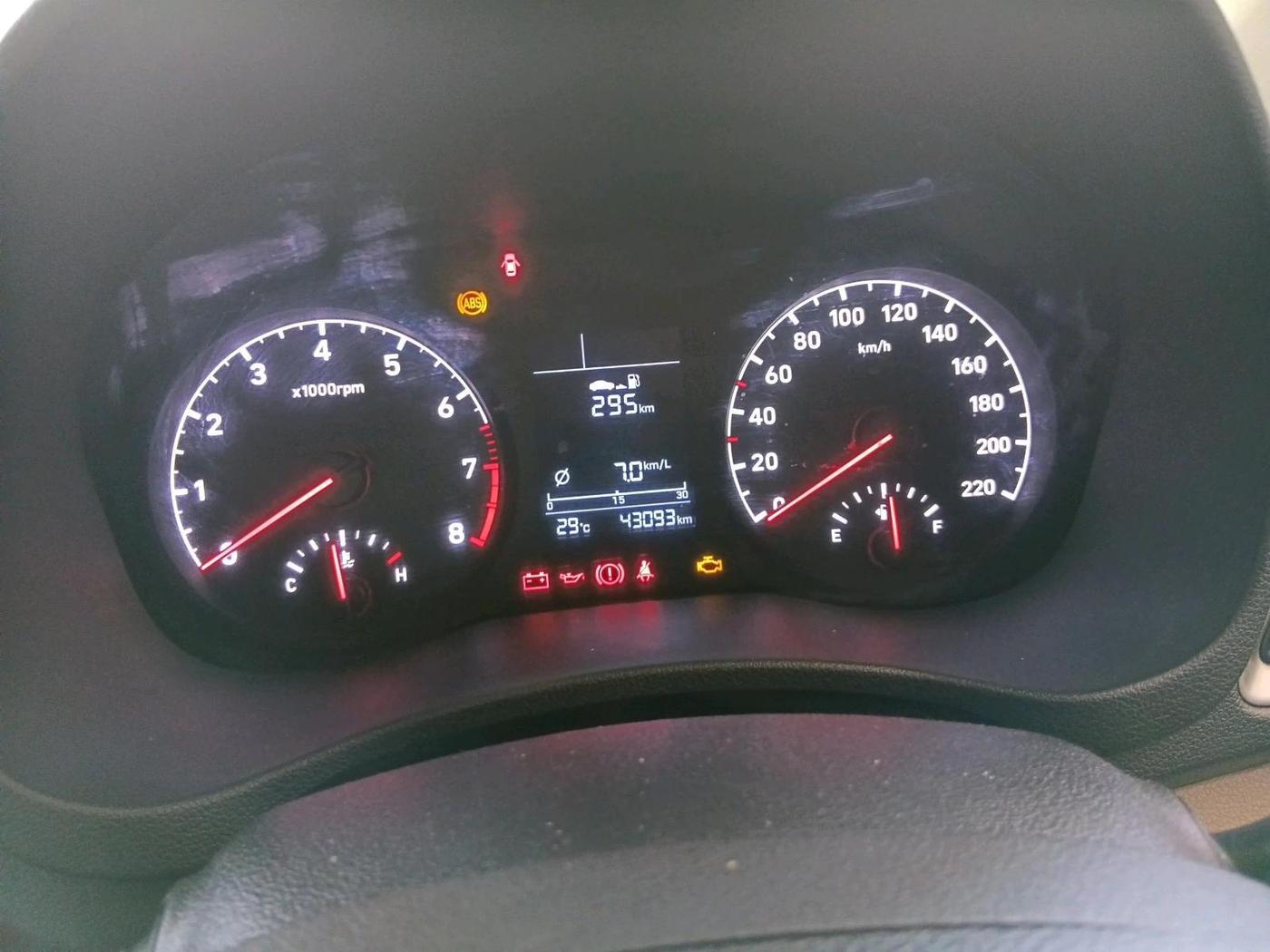 2018 Hyundai Verna 1.6 VTVT SX, Petrol, Manual, 43,088 km, interior