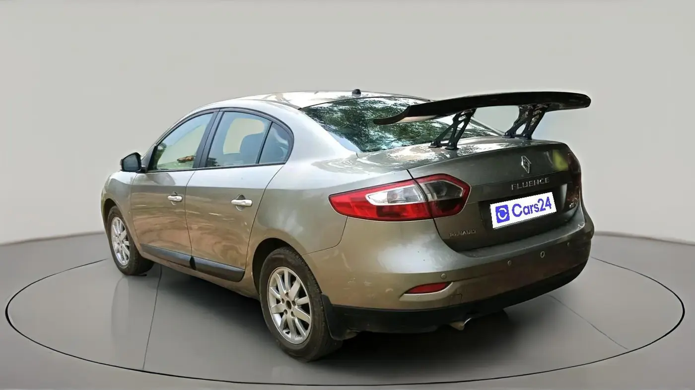 2012 Renault Fluence 1.5 E2, Diesel, Manual, 1,33,831 km, exterior