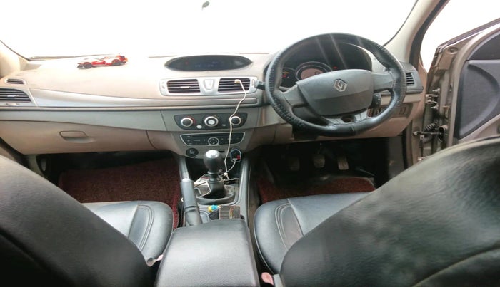 2012 Renault Fluence 1.5 E2, Diesel, Manual, 1,33,831 km, interior