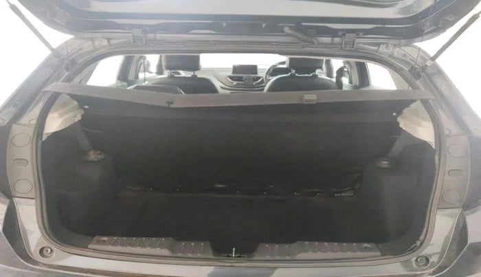 2020 Tata ALTROZ XT PETROL, Petrol, Manual, 33,175 km, exterior