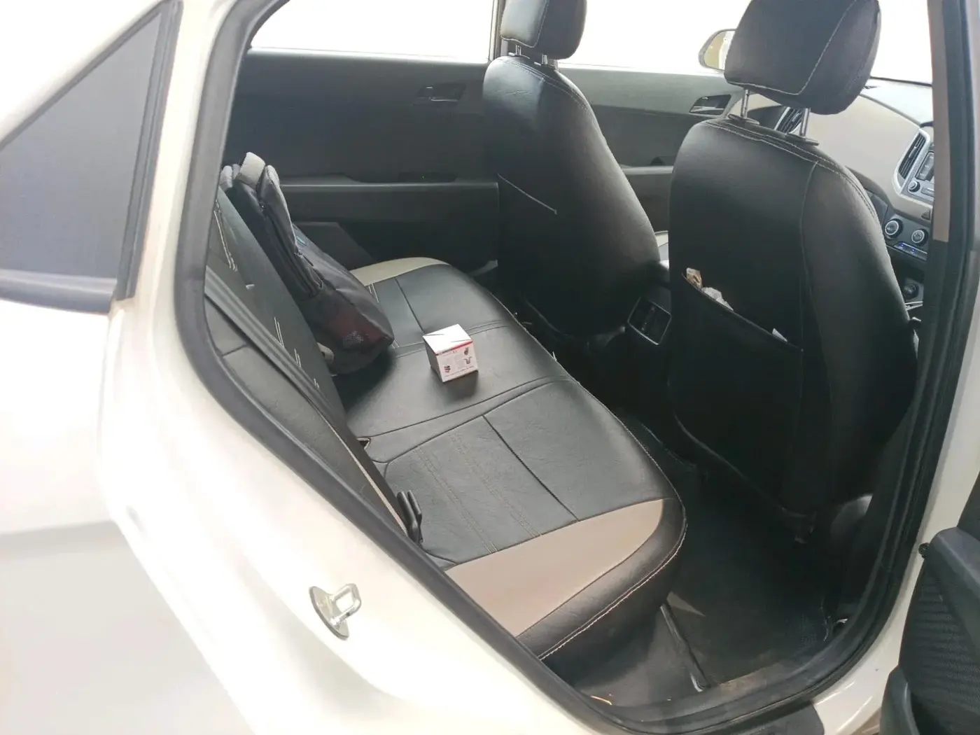 2018 Hyundai Creta E 1.6 PETROL, Petrol, Manual, 1,08,153 km, interior