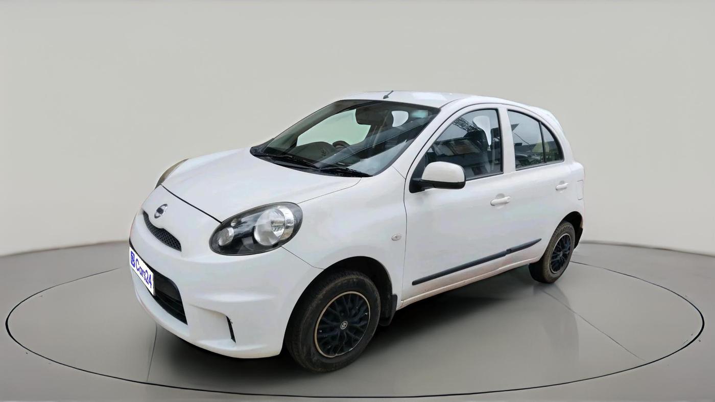 2017 Nissan Micra Active XV, Petrol, Manual, 40,706 km, exterior