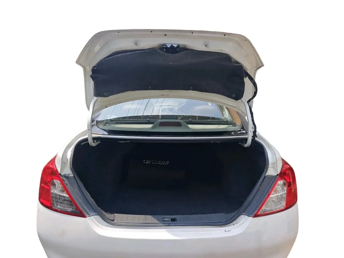 2011 Nissan Sunny XV PETROL, Petrol, Manual, 1,20,231 km, exterior