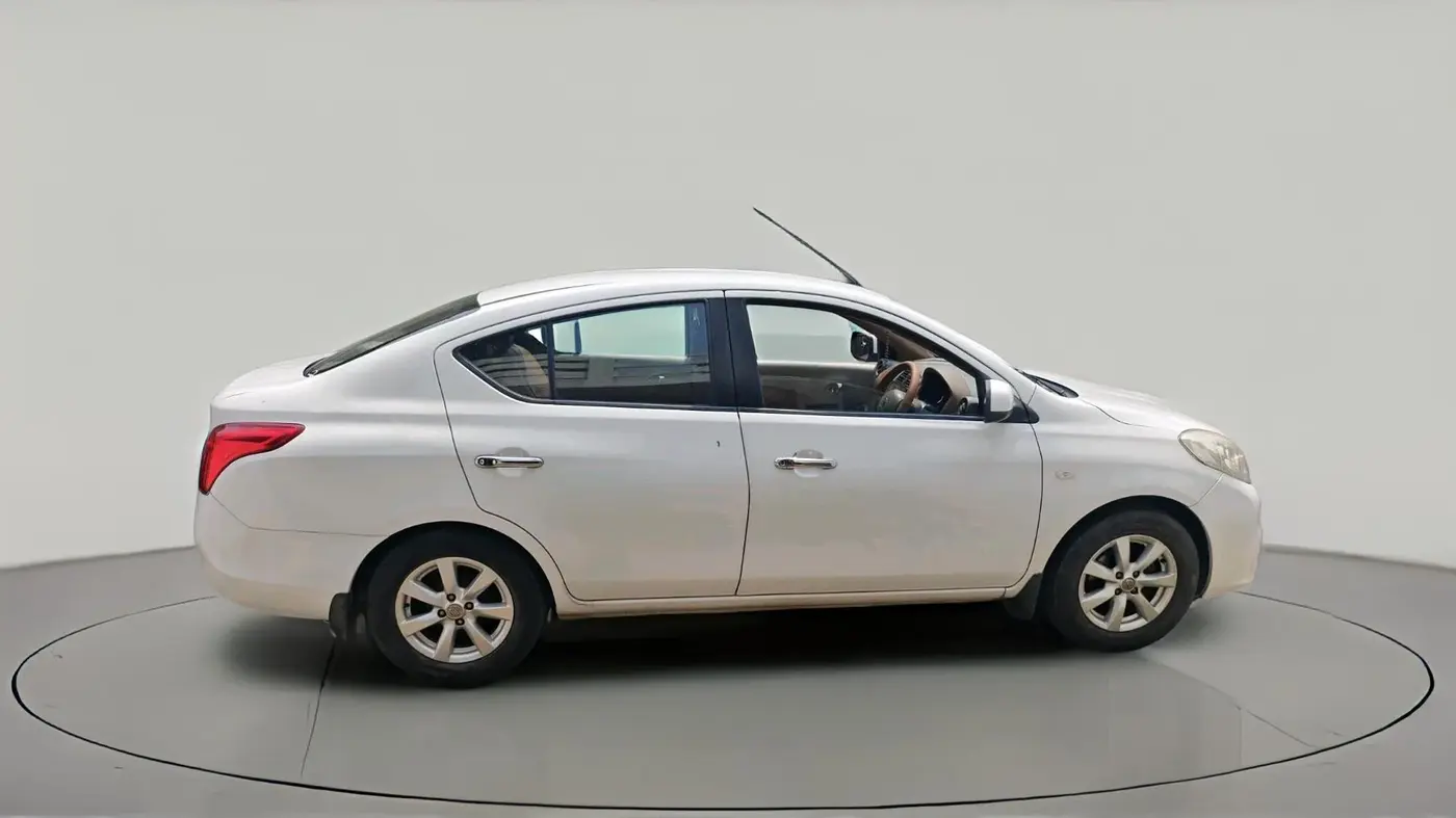 2011 Nissan Sunny XV PETROL, Petrol, Manual, 1,20,231 km, exterior