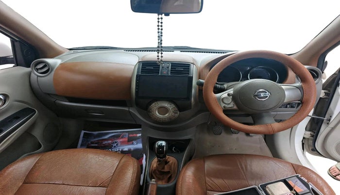 2011 Nissan Sunny XV PETROL, Petrol, Manual, 1,20,231 km, interior