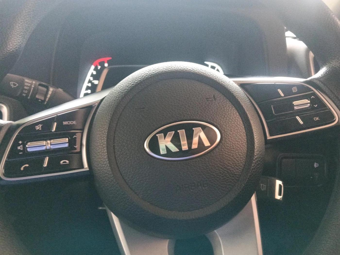 2020 KIA SONET HTK 1.2, Petrol, Manual, 72,179 km, interior