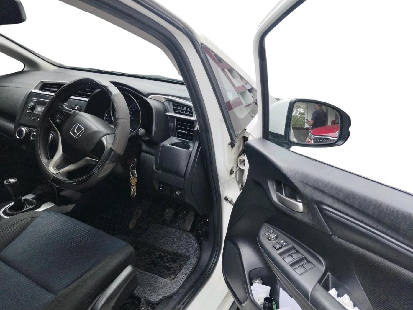 2018 Honda WR-V 1.5L I-DTEC S MT, Diesel, Manual, 1,27,363 km, interior