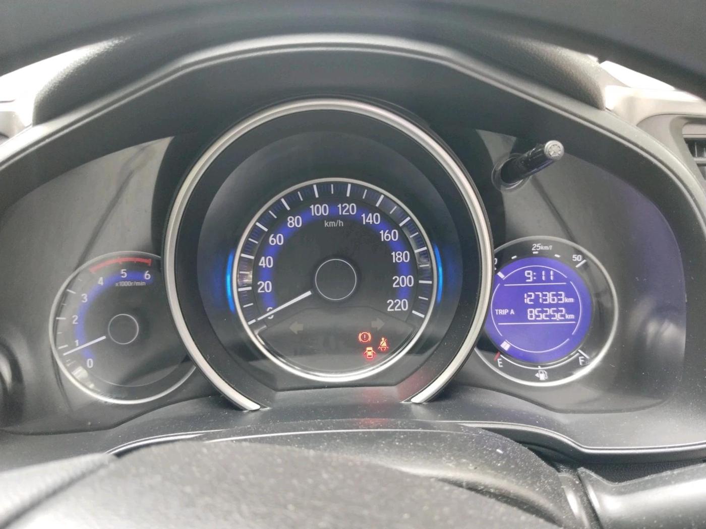 2018 Honda WR-V 1.5L I-DTEC S MT, Diesel, Manual, 1,27,363 km, interior