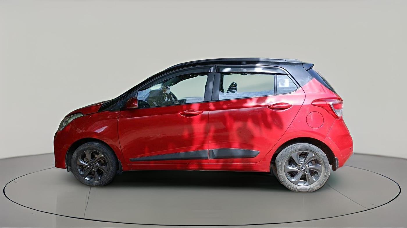 2018 Hyundai Grand i10 SPORTZ 1.2 KAPPA VTVT DUAL TONE, Petrol, Manual, 73,428 km, exterior