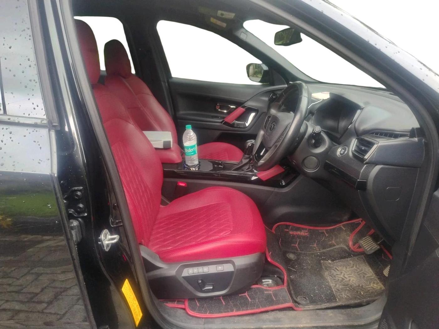 2023 Tata Harrier XZA + O 2.0L RED DARK EDITION 5 STR, Diesel, Automatic, 34,694 km, interior