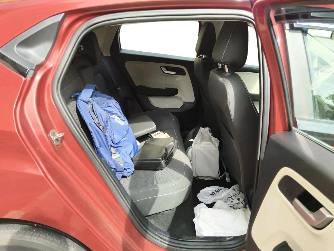 2023 Tata ALTROZ  XZ PLUS (S) , Diesel, Manual, 15,914 km, interior