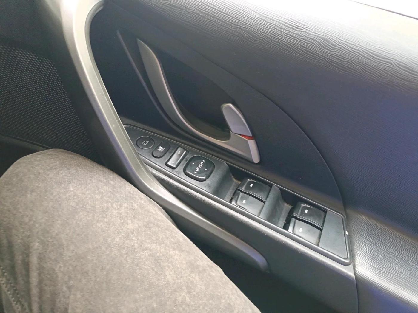 2018 Mahindra XUV500 W10 AT 1.99, Diesel, Automatic, 96,178 km, interior