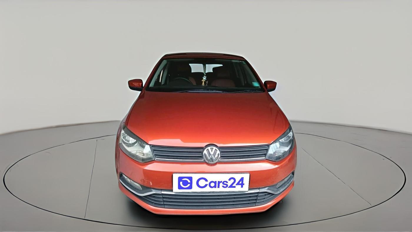 2015 Volkswagen Polo COMFORTLINE 1.5L, Diesel, Manual, 1,70,967 km, exterior