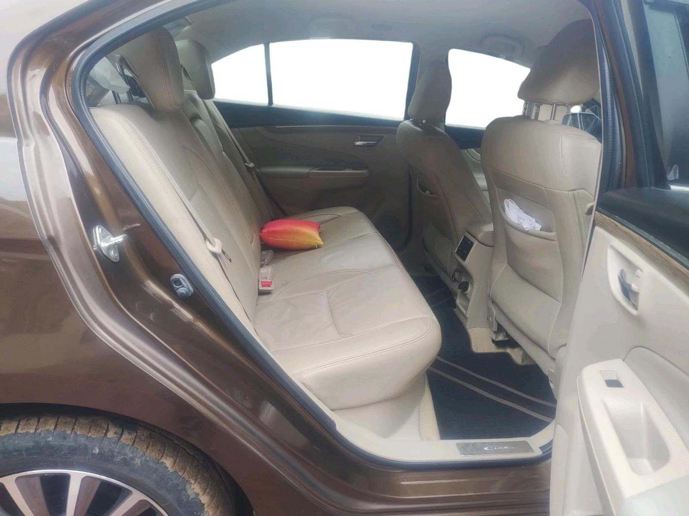 2019 Maruti Ciaz ALPHA 1.5 SHVS PETROL, Petrol, Manual, 46,715 km, interior
