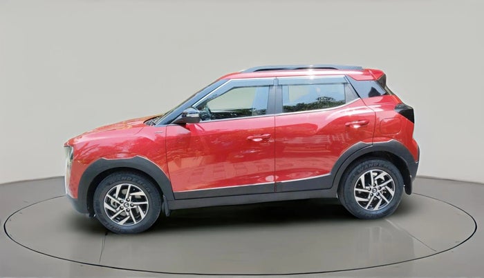 2024 Mahindra XUV 3XO AX5 1.2 L TCMPFI AT, Petrol, Automatic, 16,272 km, exterior