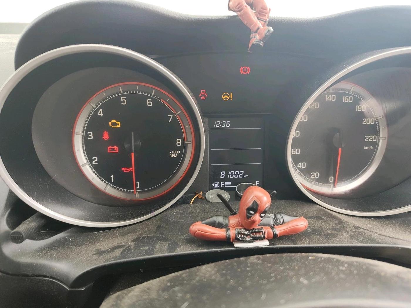 2018 Maruti Swift VXI, CNG, Manual, 81,002 km, interior