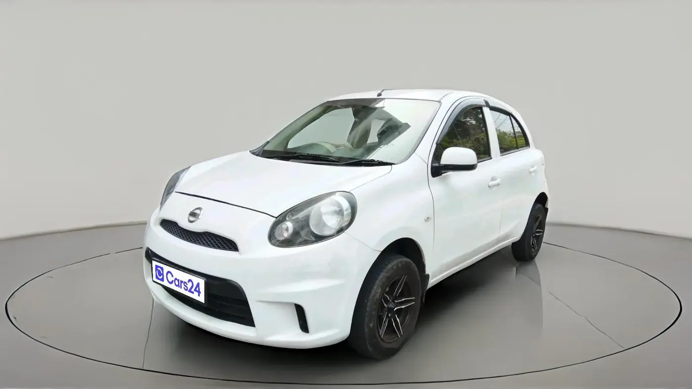 2015 Nissan Micra Active XV, Petrol, Manual, 35,132 km, exterior