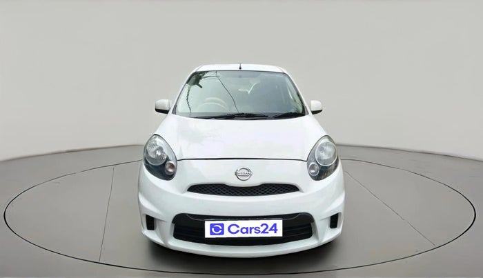 2015 Nissan Micra Active XV, Petrol, Manual, 35,132 km, exterior