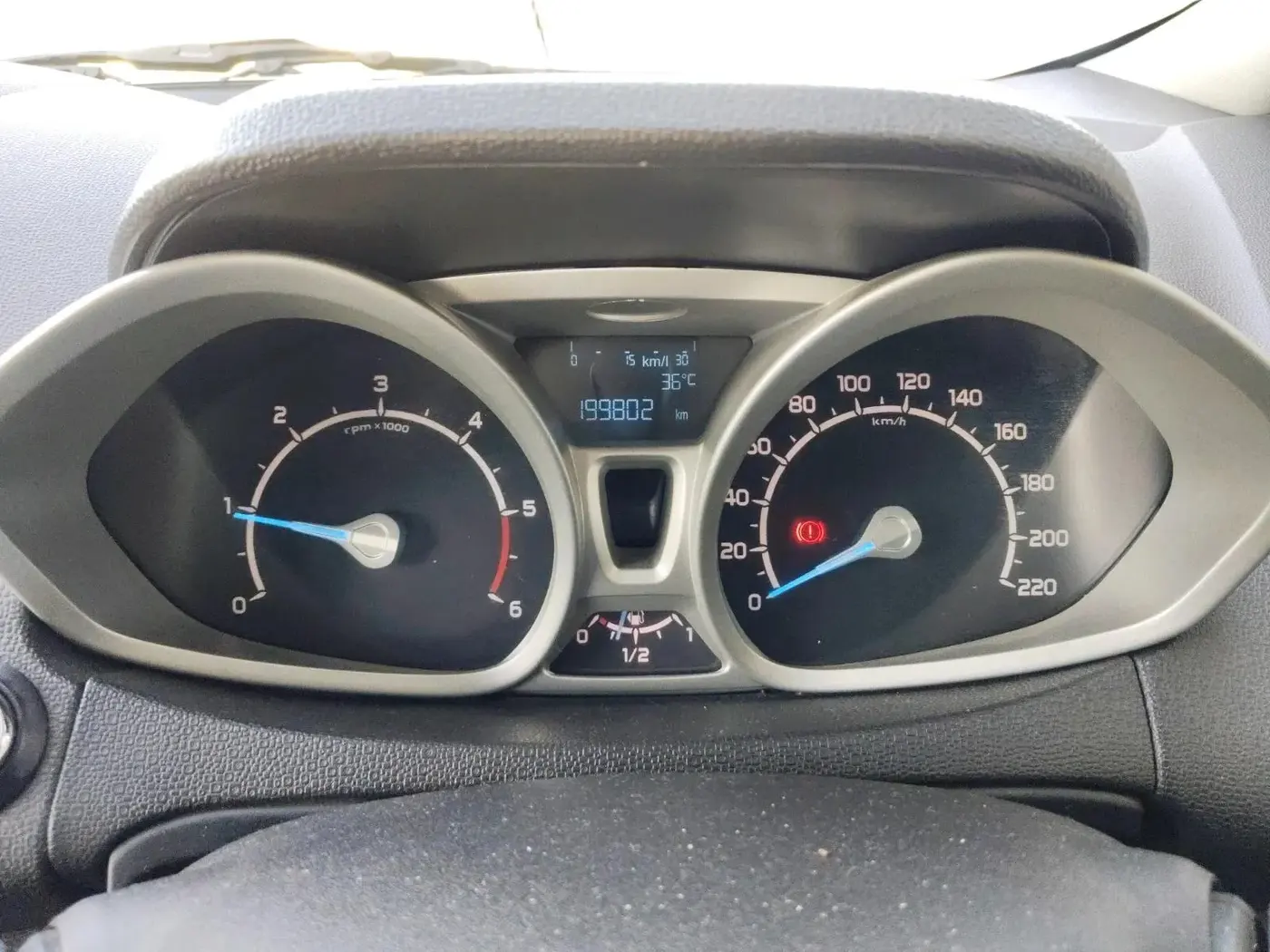 2013 Ford Ecosport TITANIUM 1.5L DIESEL, Diesel, Manual, 1,99,802 km, interior