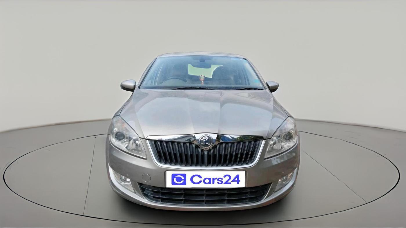 2016 Skoda Rapid 1.6 MPI STYLE PLUS MT, Petrol, Manual, 92,348 km, exterior
