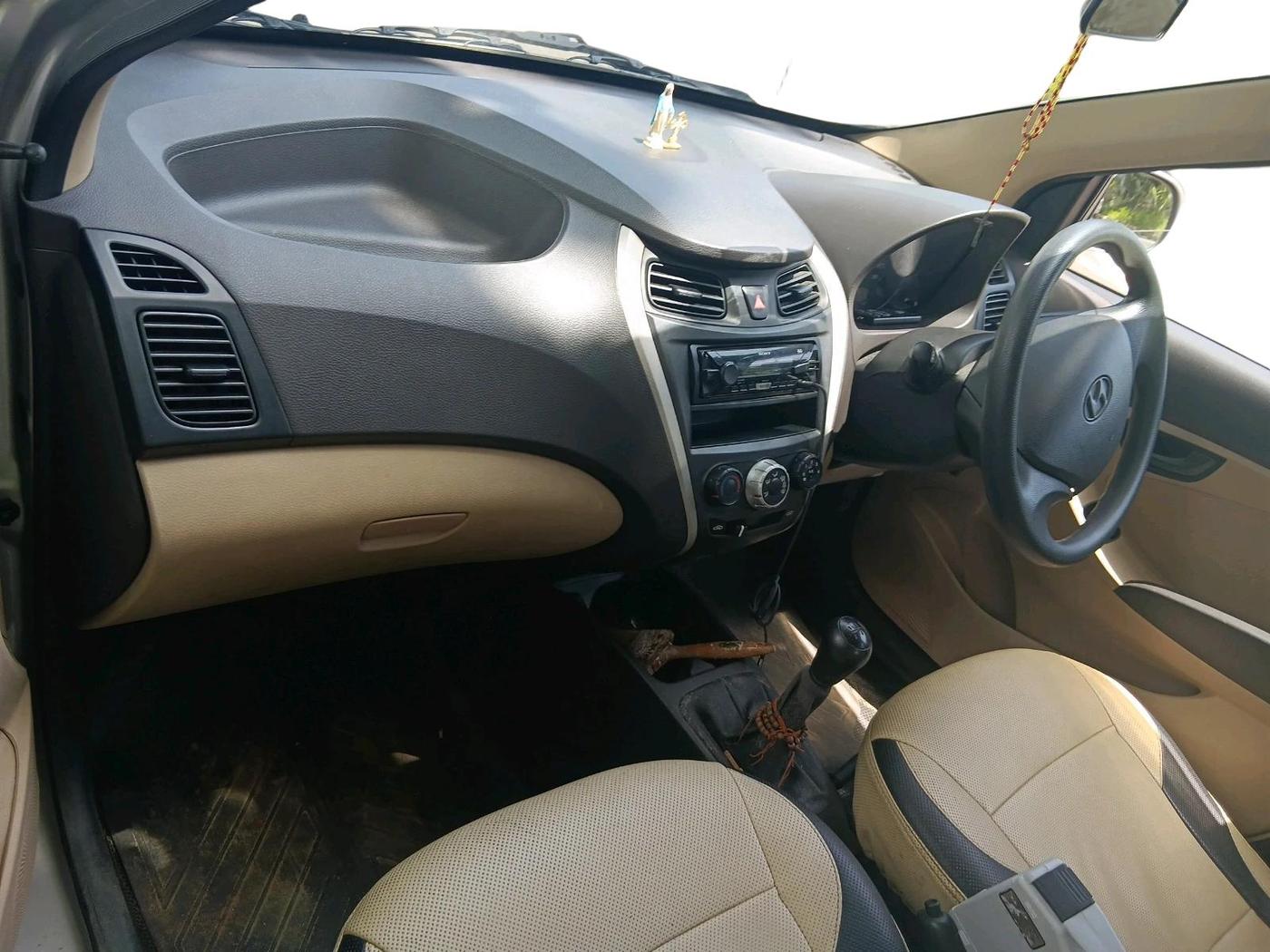 2016 Hyundai Eon ERA +, Petrol, Manual, 55,411 km, interior