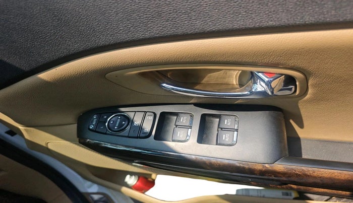 2022 KIA CARNIVAL LIMOUSINE PLUS 2.2 7 STR, Diesel, Automatic, 40,431 km, interior