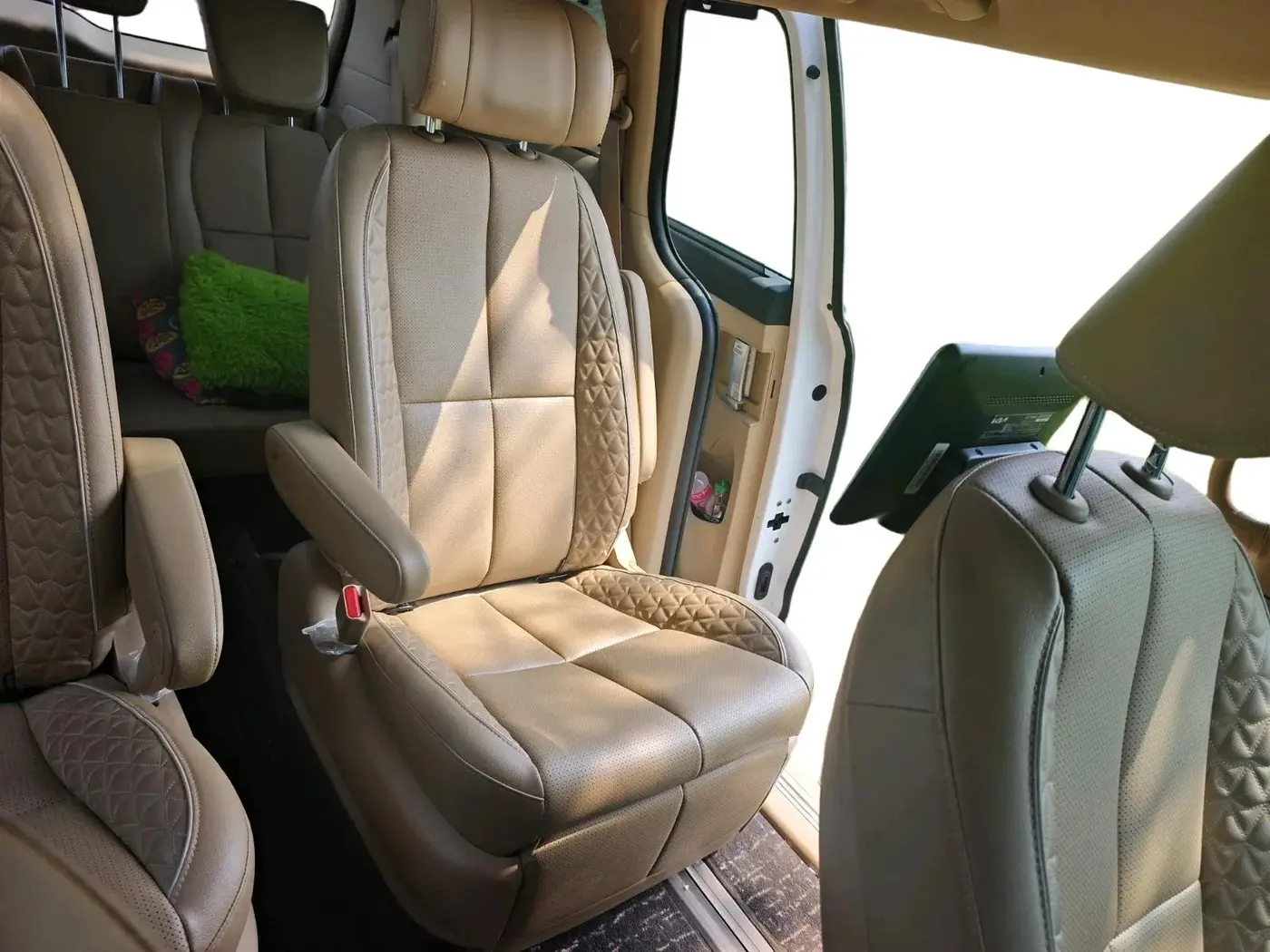 2022 KIA CARNIVAL LIMOUSINE PLUS 2.2 7 STR, Diesel, Automatic, 40,431 km, interior