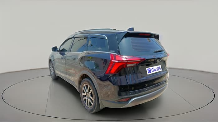 2023 Mahindra XUV700 AX 7 P AT 7 STR, Petrol, Automatic, 24,526 km, exterior