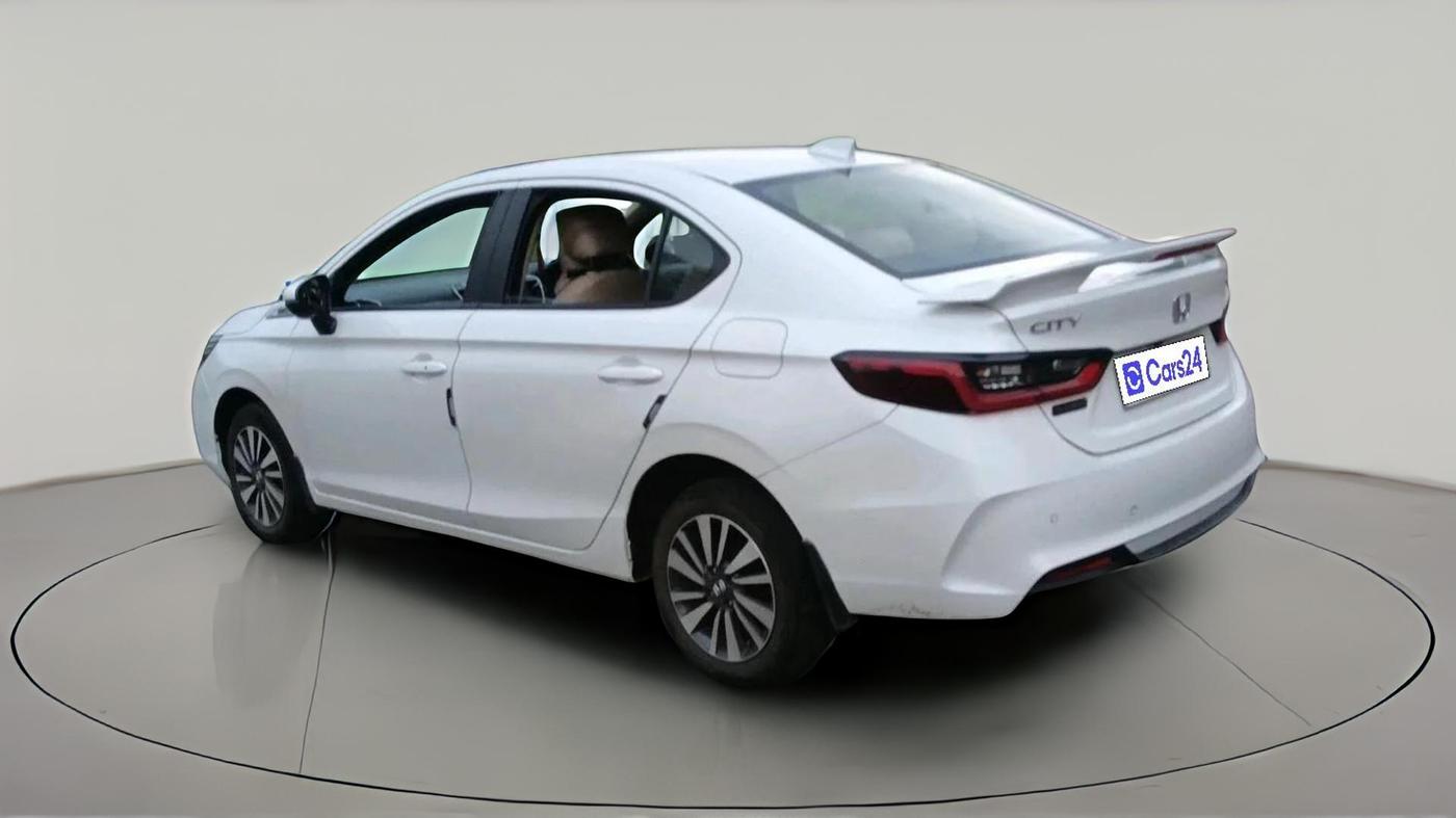 2024 Honda City 1.5L I-VTEC V, Petrol, Manual, 1,22,589 km, exterior