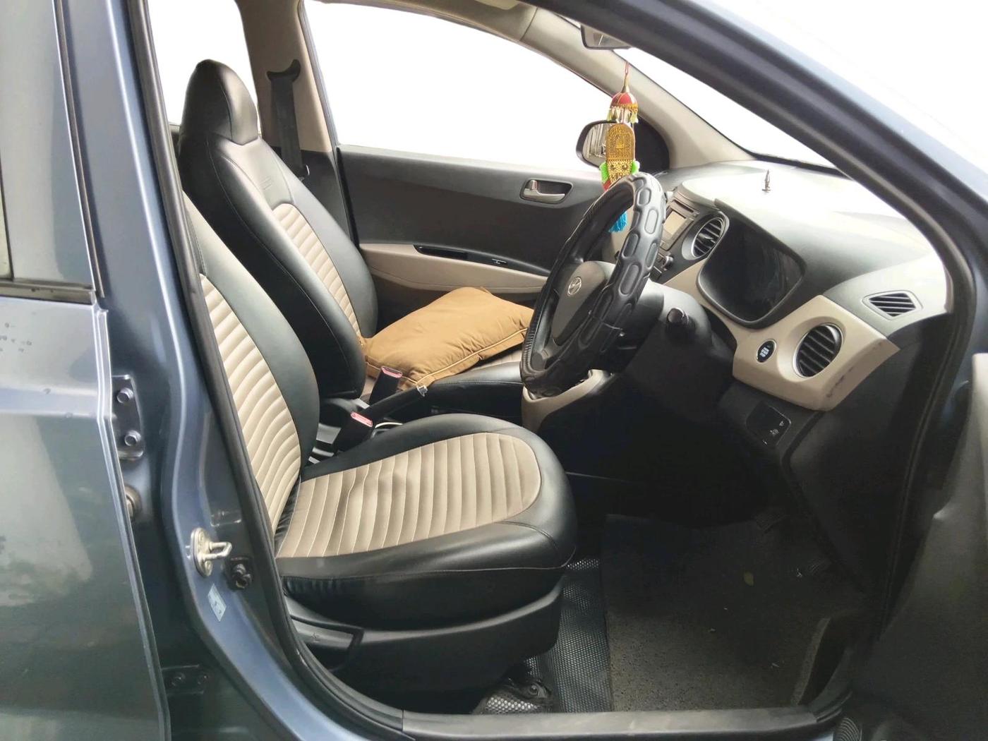 2014 Hyundai Grand i10 SPORTZ 1.2 KAPPA VTVT, Petrol, Manual, 48,462 km, interior