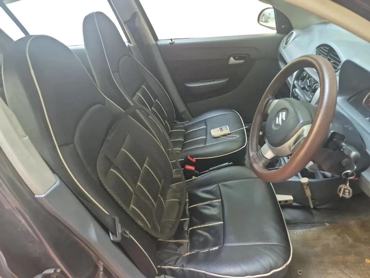 2013 Maruti Alto LXI, Petrol, Manual, 59,868 km, interior