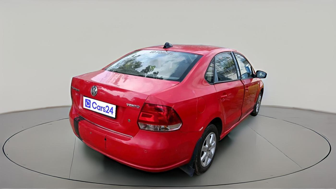 2011 Volkswagen Vento TRENDLINE 1.6, Petrol, Manual, 1,18,036 km, exterior