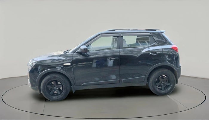 2020 Mahindra XUV300 W6 1.5 DIESEL, Diesel, Manual, 1,07,061 km, exterior