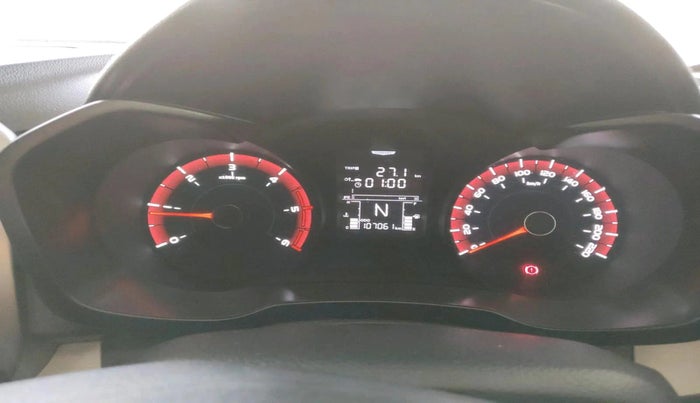 2020 Mahindra XUV300 W6 1.5 DIESEL, Diesel, Manual, 1,07,061 km, interior