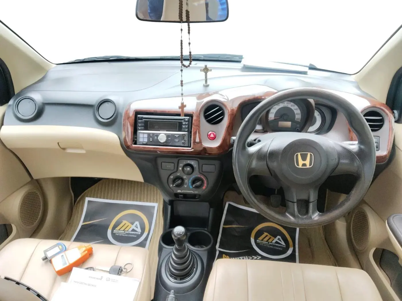 2012 Honda Brio E MT, Petrol, Manual, 74,816 km, interior