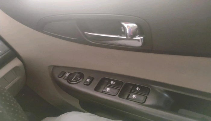 2012 Hyundai i20 ASTA 1.2, Petrol, Manual, 72,960 km, interior