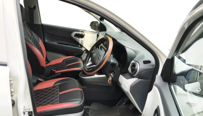 2023 Hyundai GRAND I10 NIOS MAGNA 1.2 KAPPA VTVT, Petrol, Manual, 19,006 km, interior