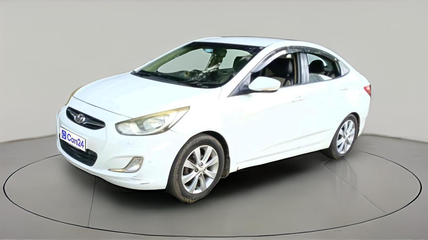 2012 Hyundai Verna FLUIDIC 1.6 VTVT SX, CNG, Manual, 91,811 km, exterior