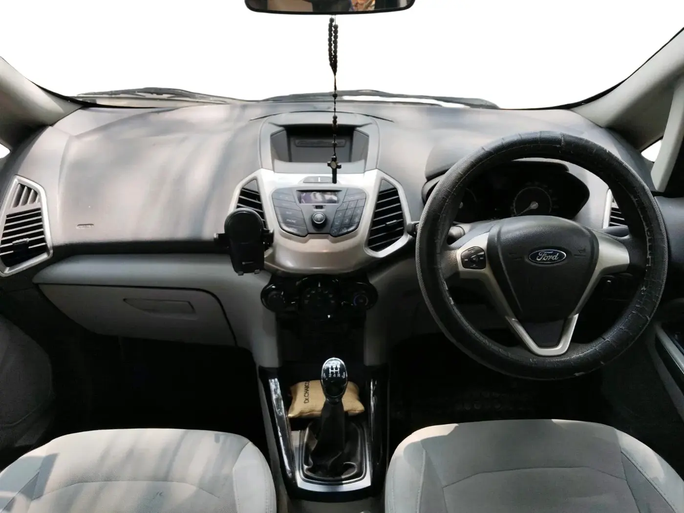 2016 Ford Ecosport TREND 1.5L DIESEL, Diesel, Manual, 1,28,138 km, interior