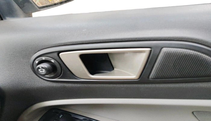 2016 Ford Ecosport TREND 1.5L DIESEL, Diesel, Manual, 1,28,138 km, interior