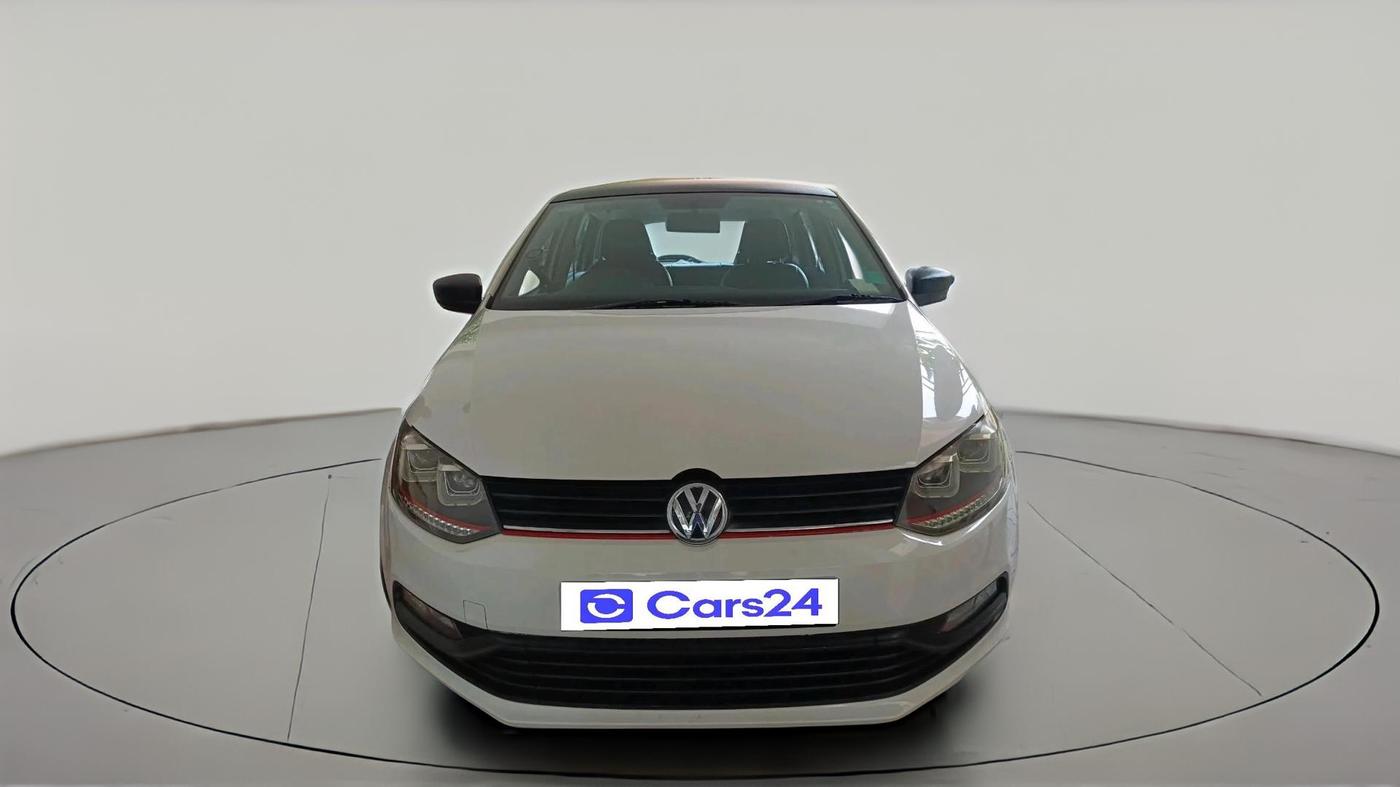 2014 Volkswagen Polo COMFORTLINE 1.5L, Diesel, Manual, 1,30,779 km, exterior