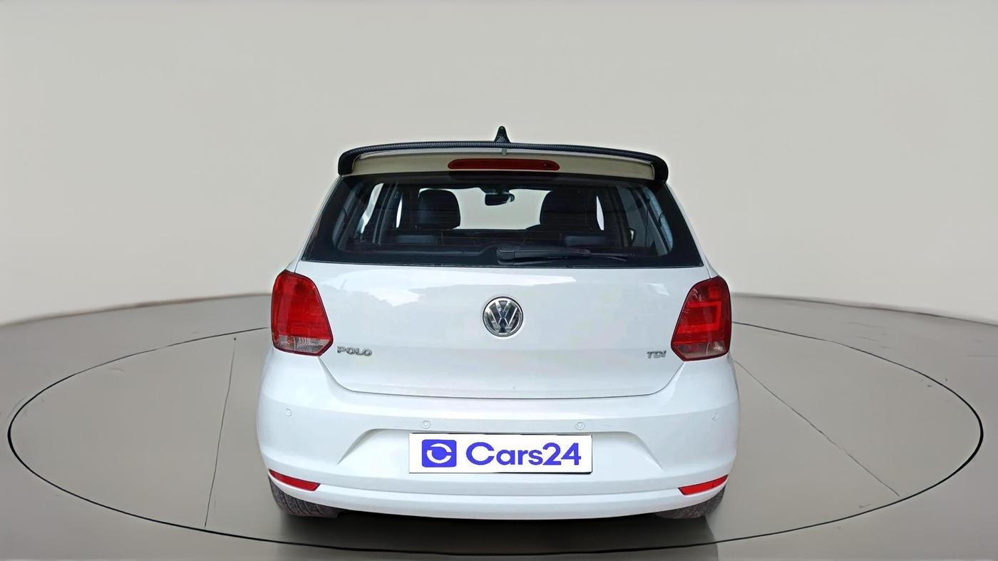 2014 Volkswagen Polo COMFORTLINE 1.5L, Diesel, Manual, 1,30,779 km, exterior