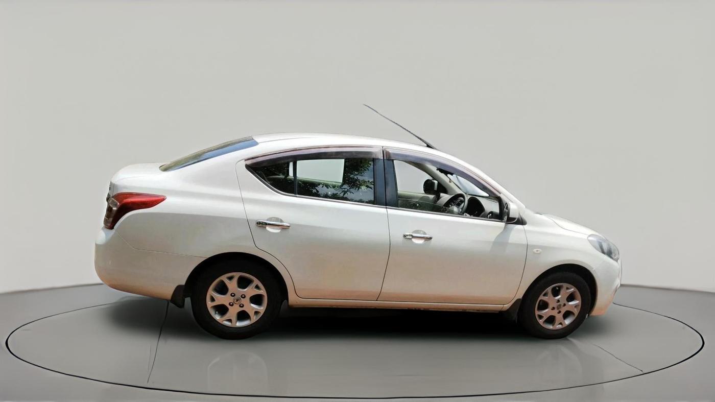 2014 Renault Scala RXL DIESEL, Diesel, Manual, 1,53,525 km, exterior
