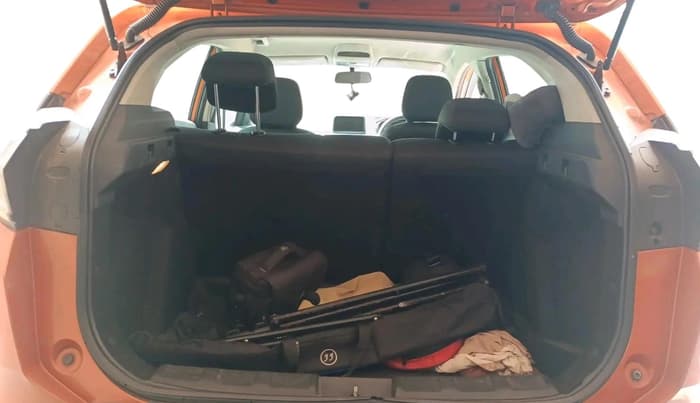 2018 Tata NEXON XZA PLUS DIESEL, Diesel, Automatic, 1,42,512 km, exterior