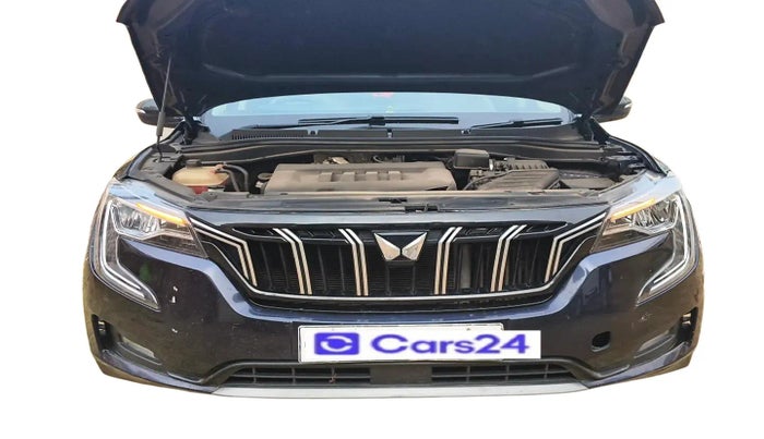 2024 Mahindra XUV700 AX 5 D MT 7 STR, Diesel, Manual, 50,617 km, exterior