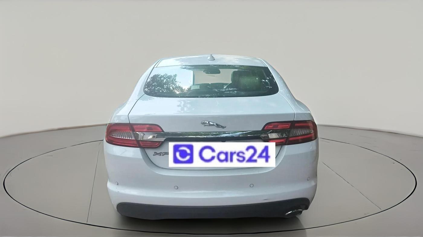 2014 Jaguar XF 2.2 DIESEL, Diesel, Automatic, 1,02,053 km, exterior
