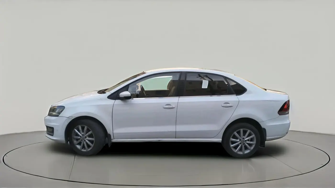 2018 Volkswagen Vento HIGHLINE PLUS 1.5 AT 16 ALLOY, Diesel, Automatic, 1,17,191 km, exterior