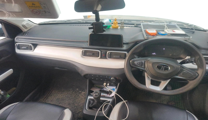 2024 Tata PUNCH ACCOMPLISHED MT CNG, CNG, Manual, 57,081 km, interior