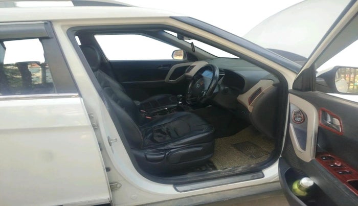 2015 Hyundai Creta SX (O) 1.6 DIESEL, Diesel, Manual, 1,52,454 km, interior